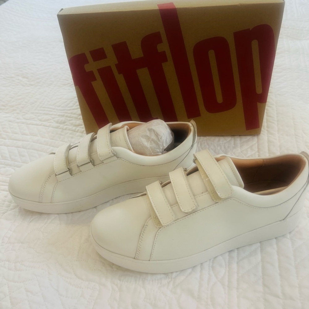 🚶Fitflop Women’s Sz. 9 White Leather Triple-Velcro Sneakers